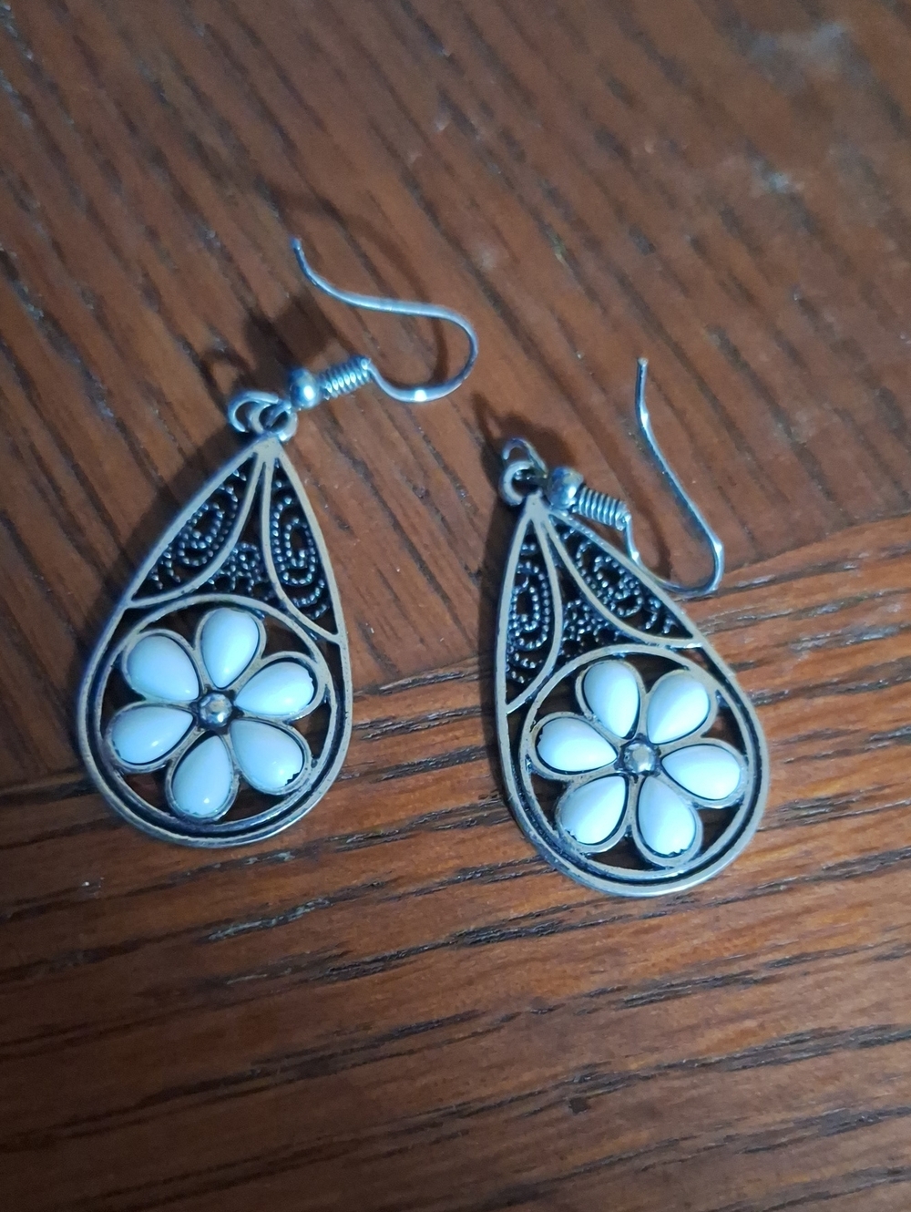 Floral Drop Earrings Silver & White